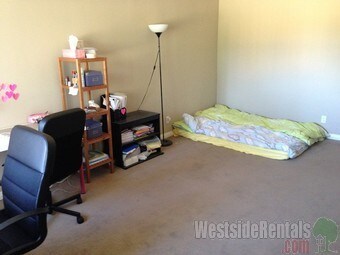 Primary Photo - 3036 S Hoover St