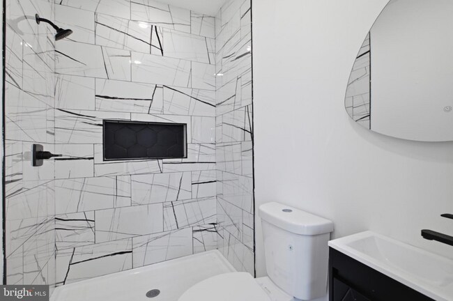 Building Photo - 349 N 62nd St