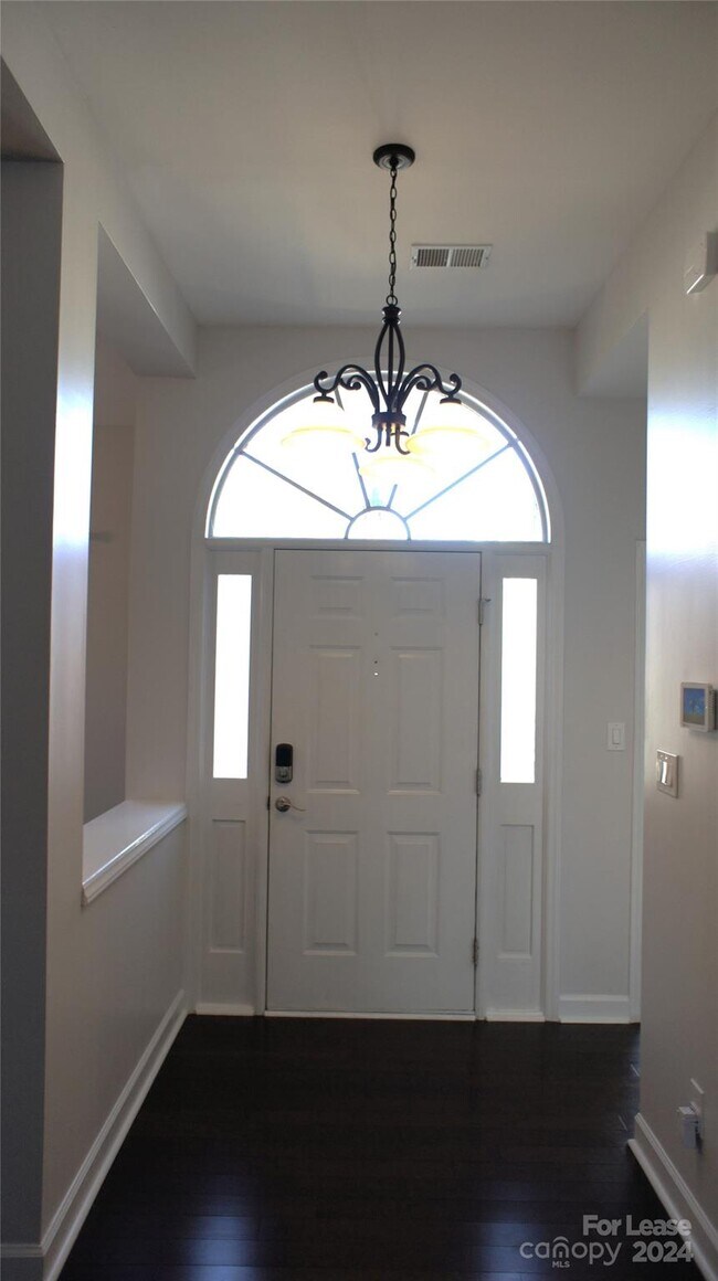 Foto del edificio - 9120 Twilight Hill Ct