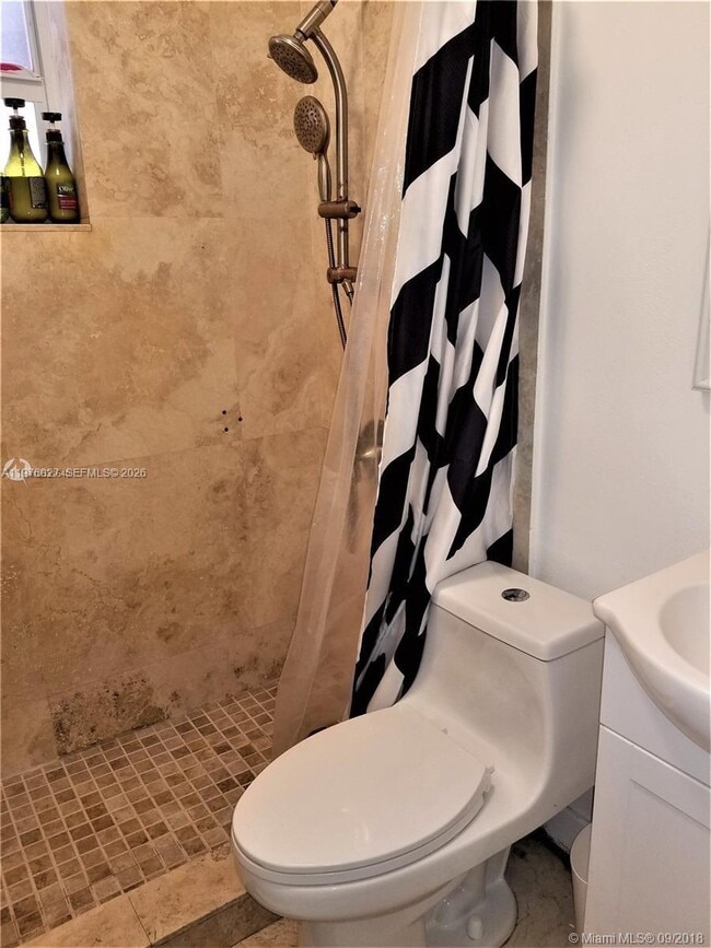 Foto del edificio - 6744 SW 21st St