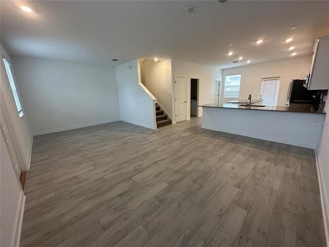 Building Photo - 3033 Ella Wy