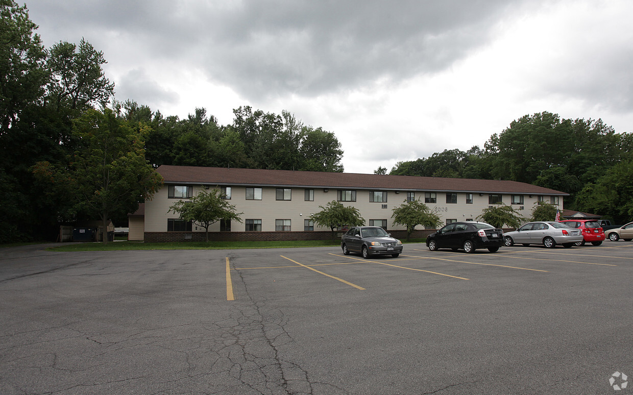 Primary Photo - Colonie Terrace Apartments