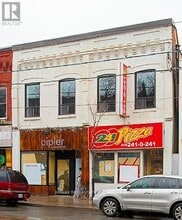 Building Photo - 451 Parliament St