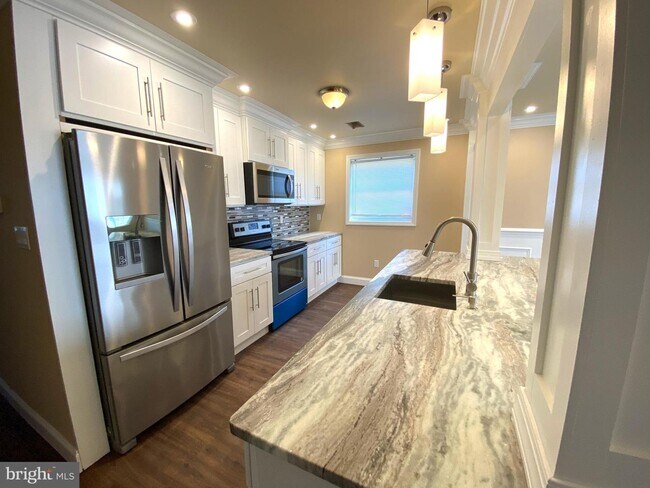 Foto del edificio - 1294 Cooper St