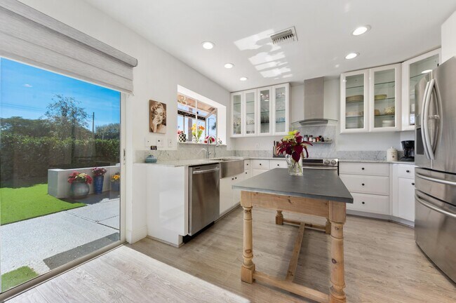 Foto del edificio - 2162 NW 52nd St