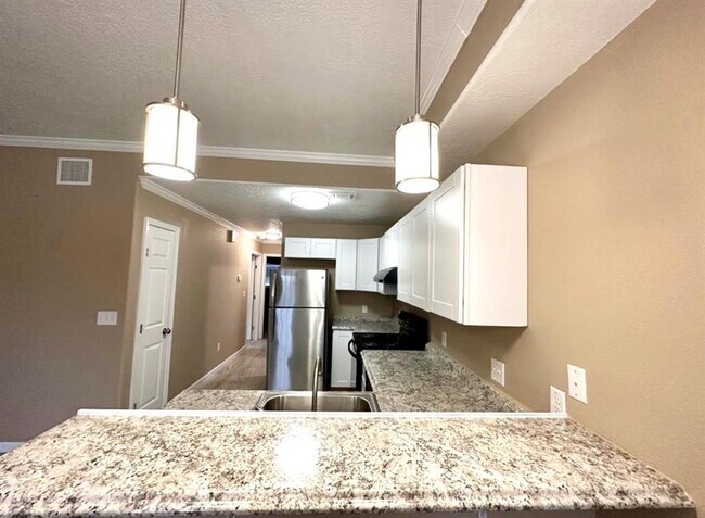 Foto del edificio - 8431 Canyon St