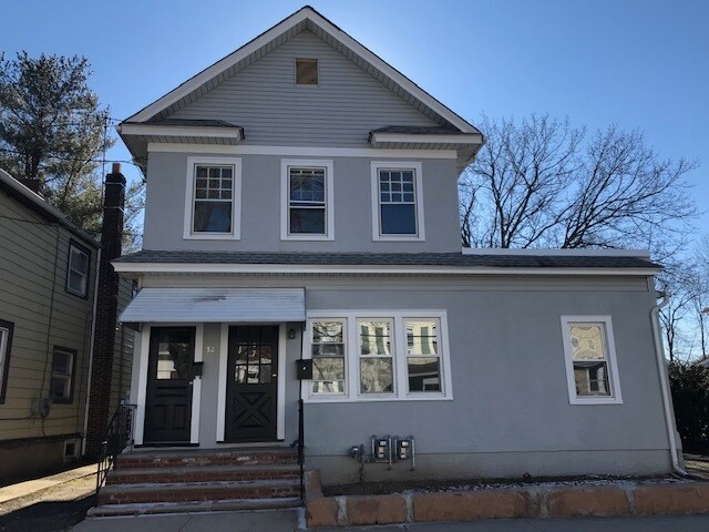 Exterior - 32 Lathrop Ave