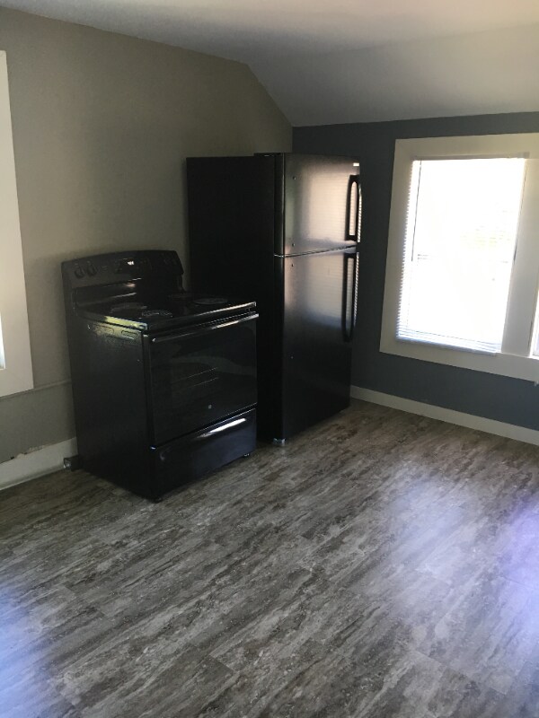 Foto del edificio - 1306 Charles St