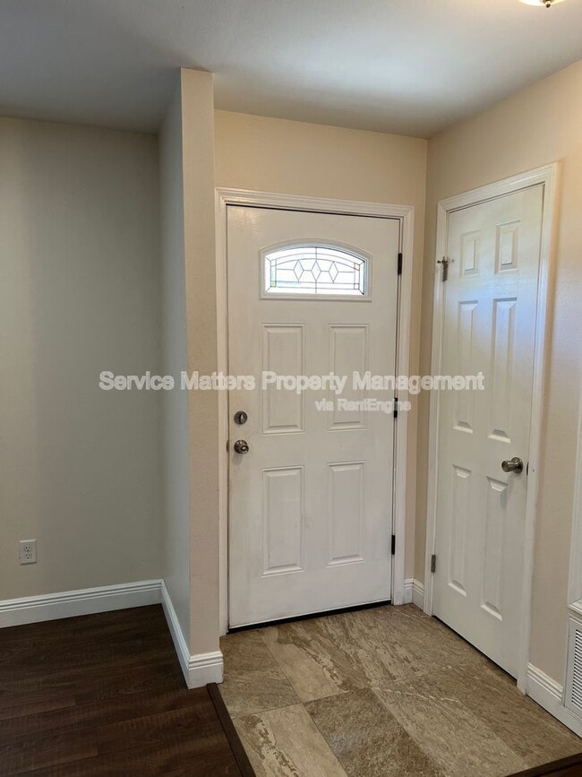 Building Photo - 602 Sawara Cir