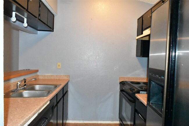 Foto del edificio - 2014 High Bluff Dr