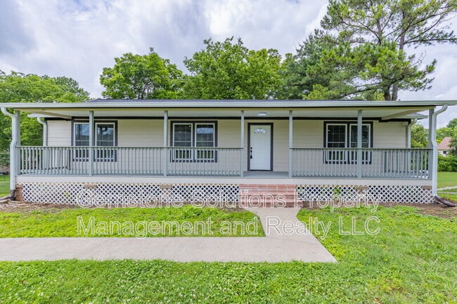 Building Photo - 919 Oak Meadow Dr
