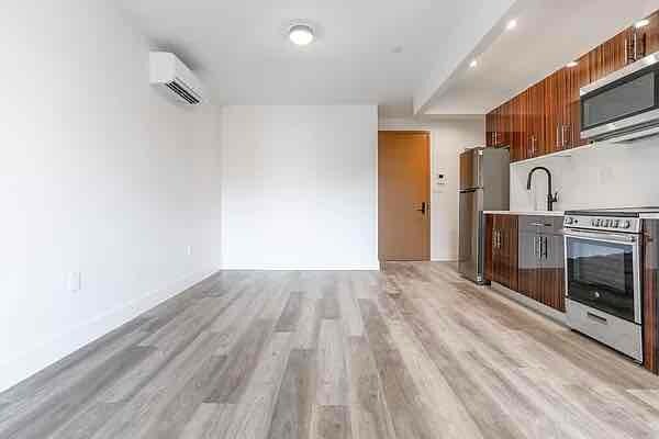 Foto del edificio - 1117 Hoe Ave