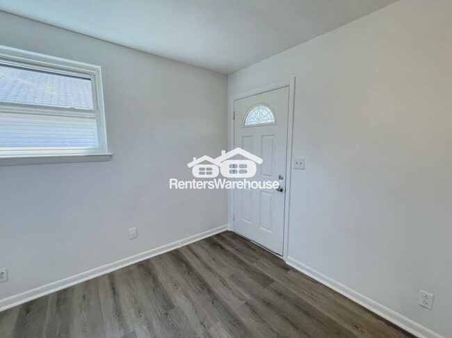 Building Photo - 138 Dupre Ave