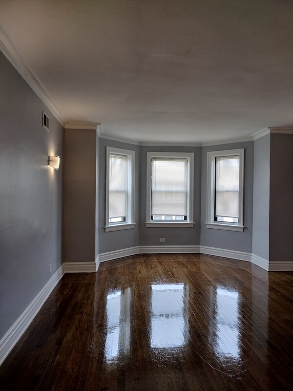 Building Photo - 1741 W 80th St