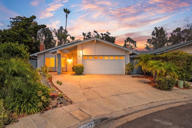 Building Photo - 11770 Treeview Pl