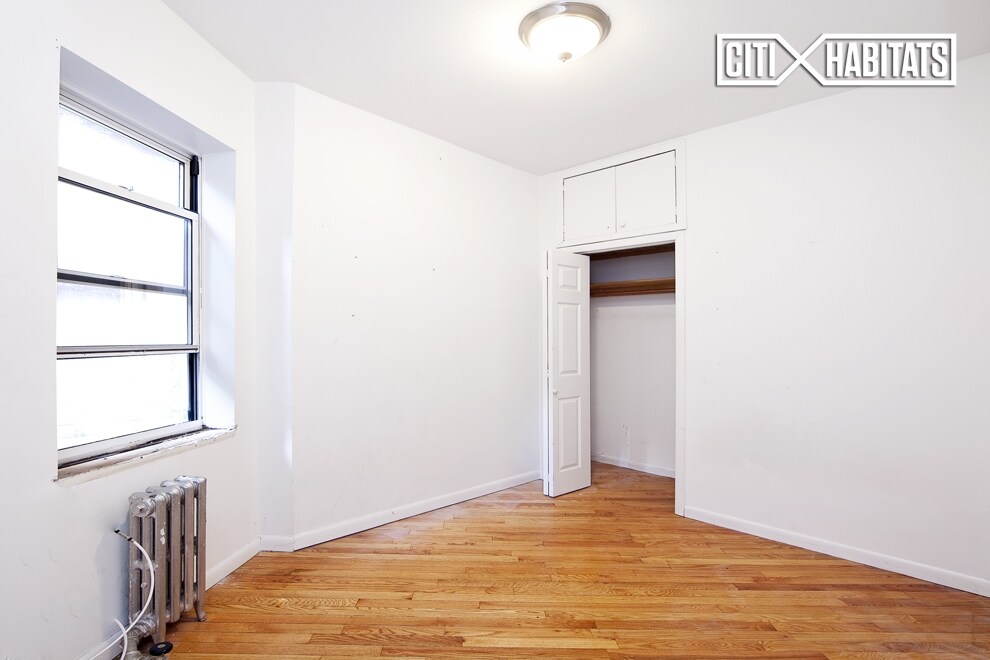 Foto del edificio - 514 E 12th St