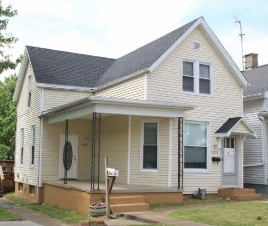 Primary Photo - 2612 Hillcrest Ter