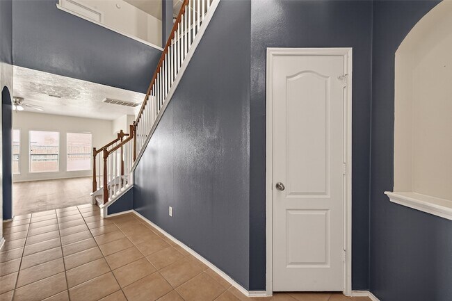 Building Photo - 18518 Bare Meadow Ln