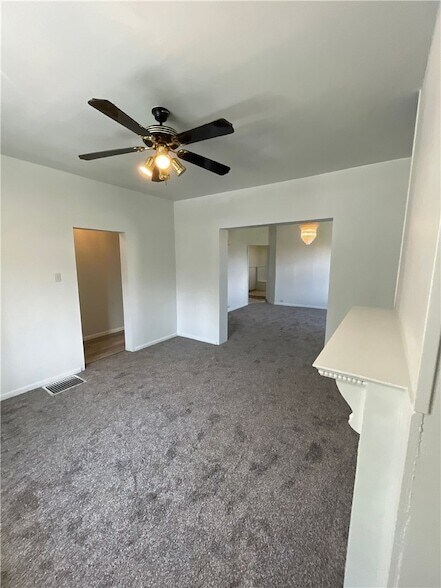 Foto del edificio - 1367 Montezuma St