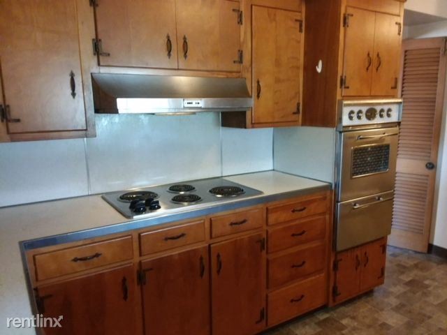 Building Photo - 3 br, 1 bath  - 813 Madison Ave Apt 2