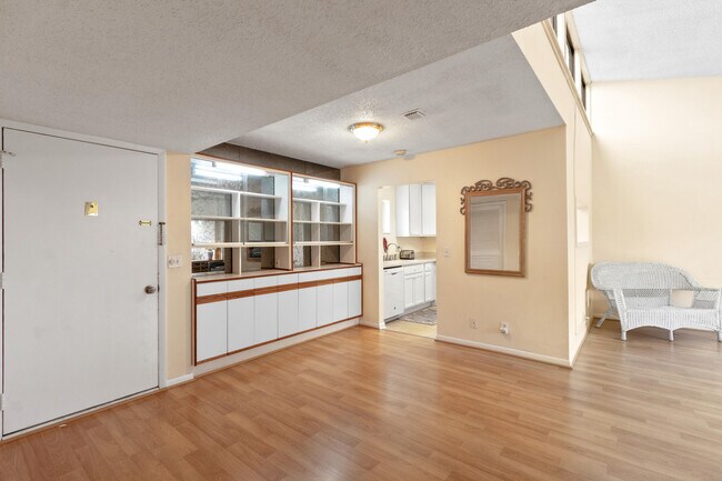 Foto del edificio - 2651 Boundbrook Blvd