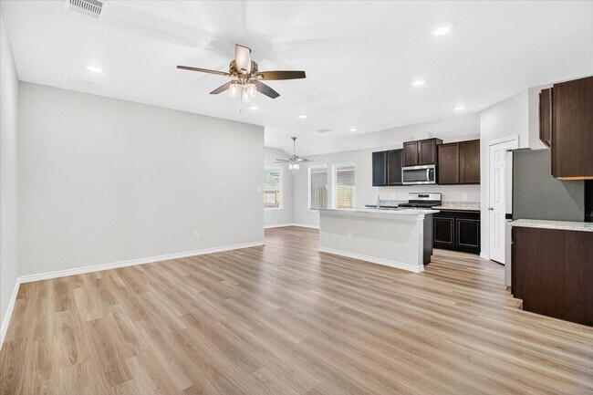 Foto del edificio - 1626 Comfy Wy