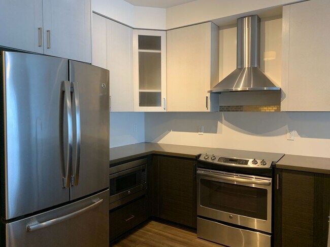 Foto del edificio - Urban Living at the Vik - Top Floor Condo