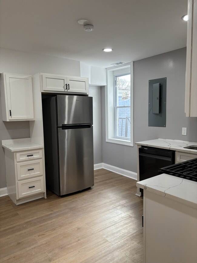 Building Photo - 2026 Druid Hill Ave