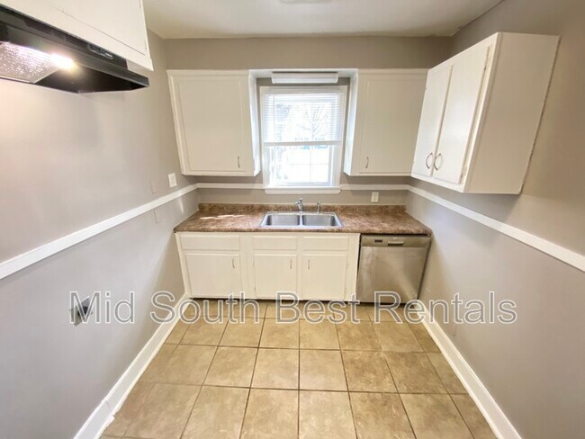 Foto del edificio - 4078 Kimball Ave
