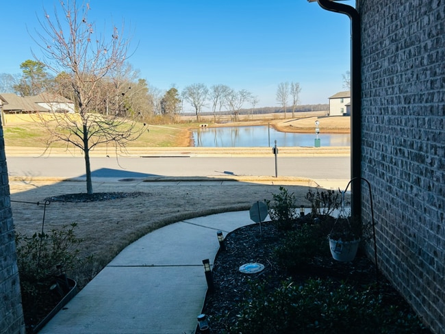 Foto del edificio - 292 Holt St