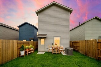 Building Photo - 18639 San Salvo Dr