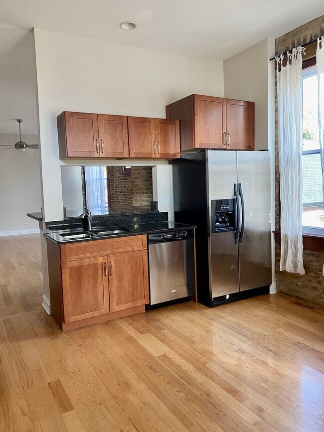 Foto del edificio - 2609 W Potomac Ave