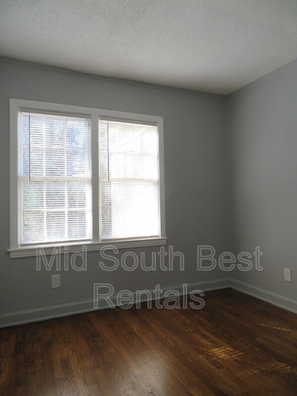 Building Photo - 1391 Kimball Cove