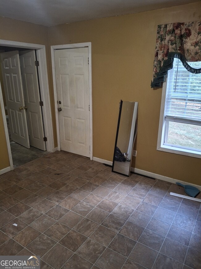 Building Photo - 3284 Clubside View Ct SW