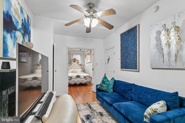 Foto del edificio - 320 S Juniper St