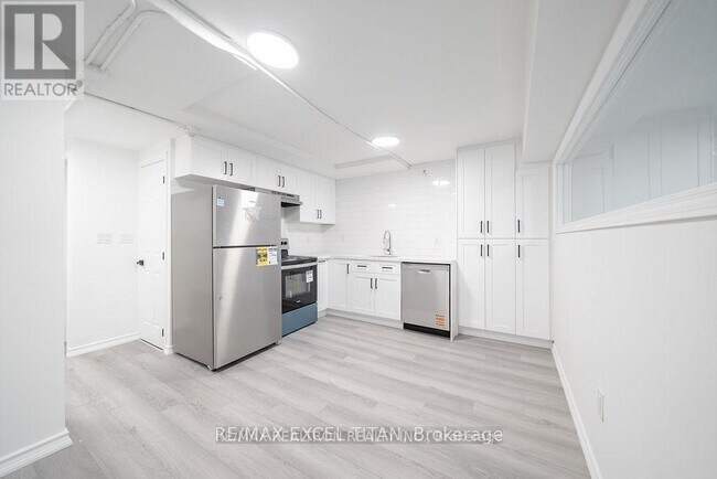 Building Photo - 2255 Weston Rd