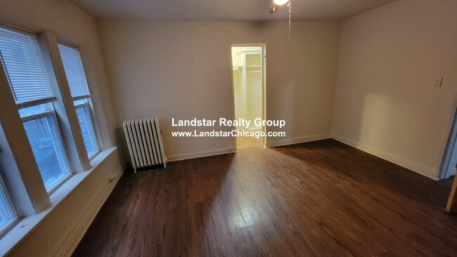 Foto del edificio - 6818 N Wayne Ave