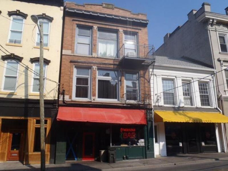 Primary Photo - 121 N Mill St
