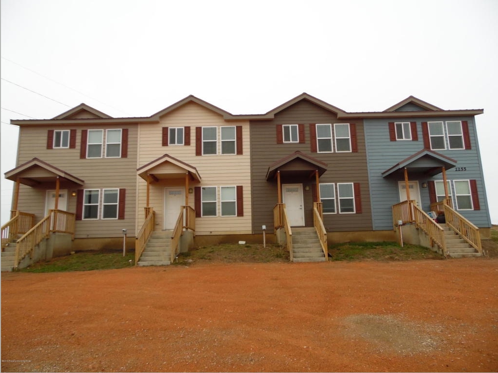 Primary Photo - Watford City Townhomes