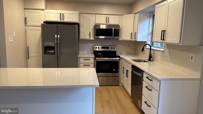 Building Photo - 8625 Quaker Brothers Dr