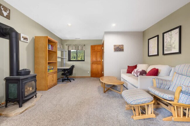 Foto del edificio - 103 Carroll Ln