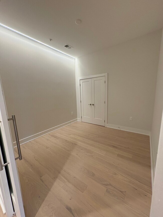 Foto del edificio - 701 Swann Ave