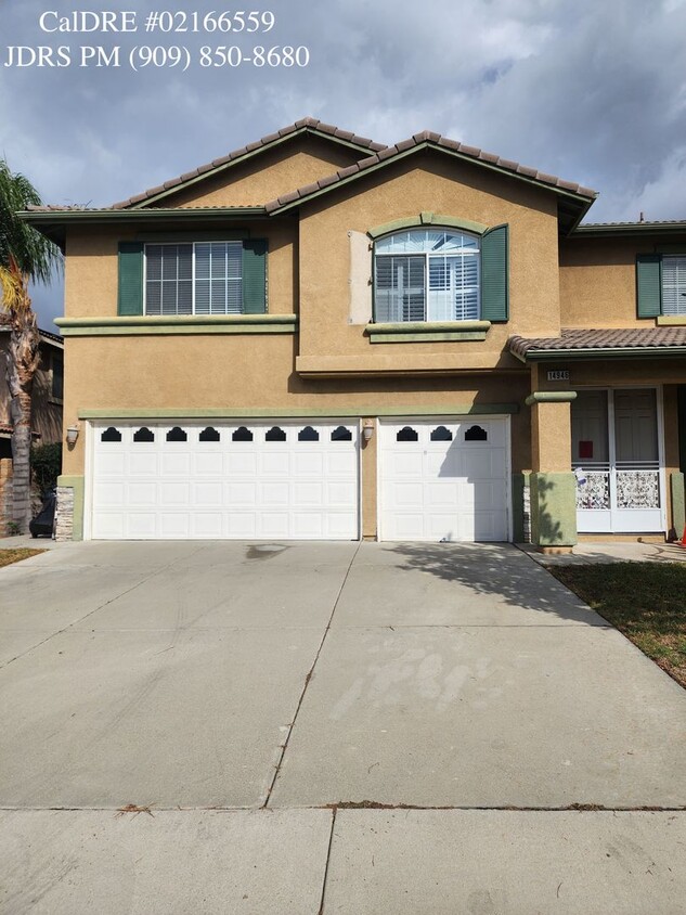 Foto principal - PRICE LOWERED! Fontana 4 Bedroom Home