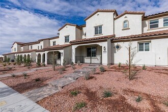 Building Photo - 945 Jigglypuff Pl