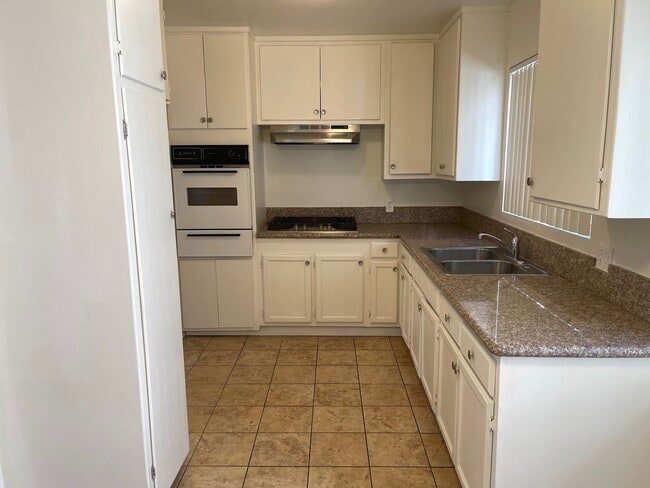 Building Photo - KESTER