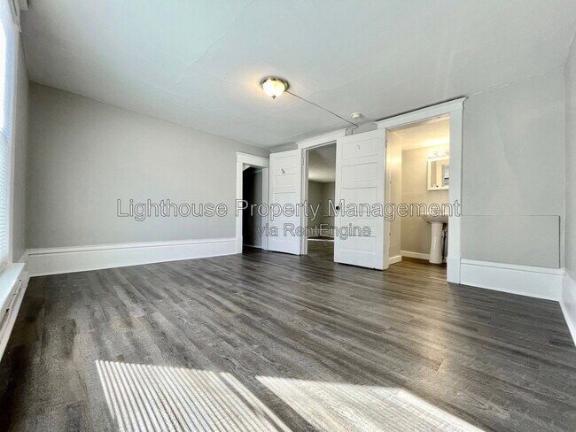 Foto del edificio - 615 Prospect Ave NE