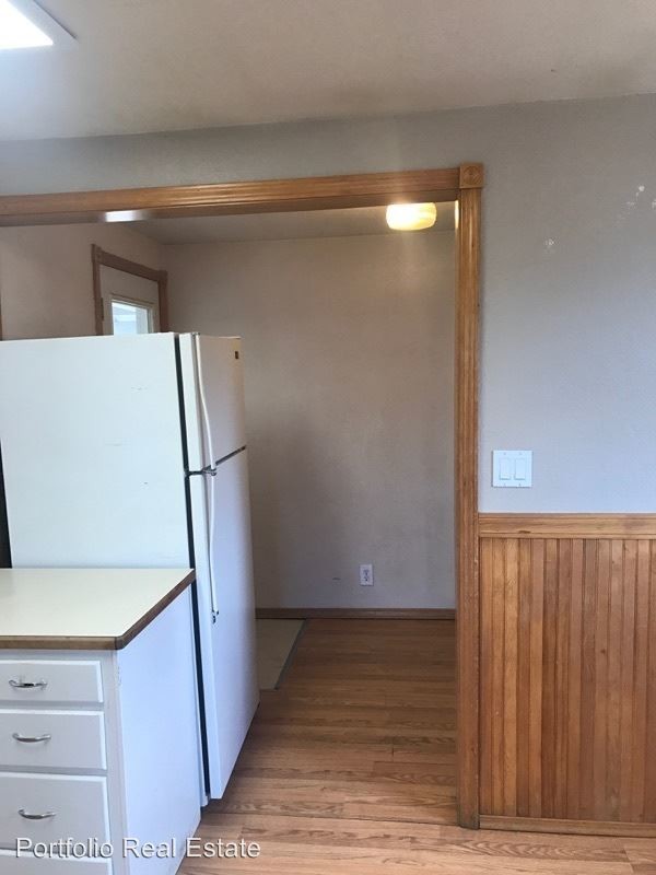Building Photo - 343 N Mattson Dr