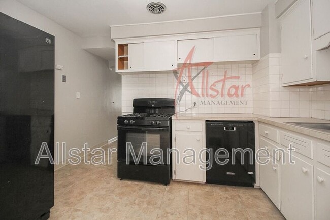 Building Photo - 4518 Forestwood Dr