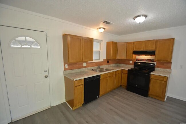 Building Photo - 3BR/2BA Home For Rent in North Little Rock!