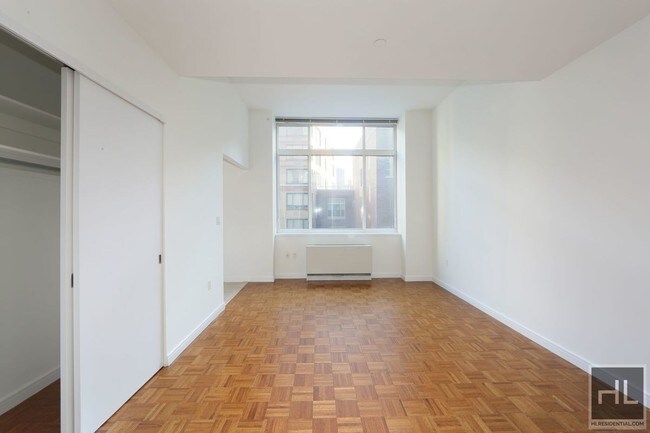 Foto del edificio - WEST END AVENUE